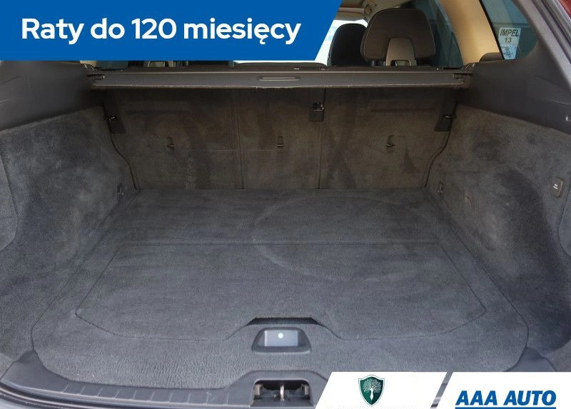 Volvo XC 60 cena 57000 przebieg: 242450, rok produkcji 2013 z Nowy Dwór Gdański małe 211